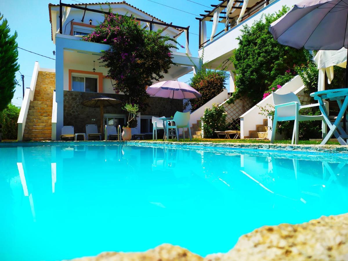 Irene'S Maisonette At Rafaella Resort Kokkónion Екстериор снимка