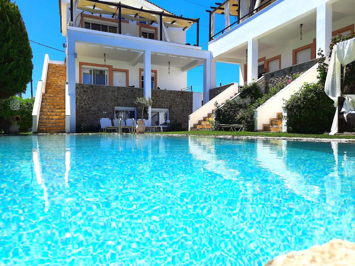 Irene'S Maisonette At Rafaella Resort Kokkónion Екстериор снимка