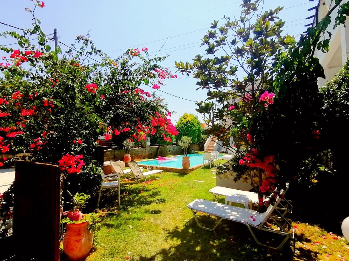 Irene'S Maisonette At Rafaella Resort Kokkónion Екстериор снимка